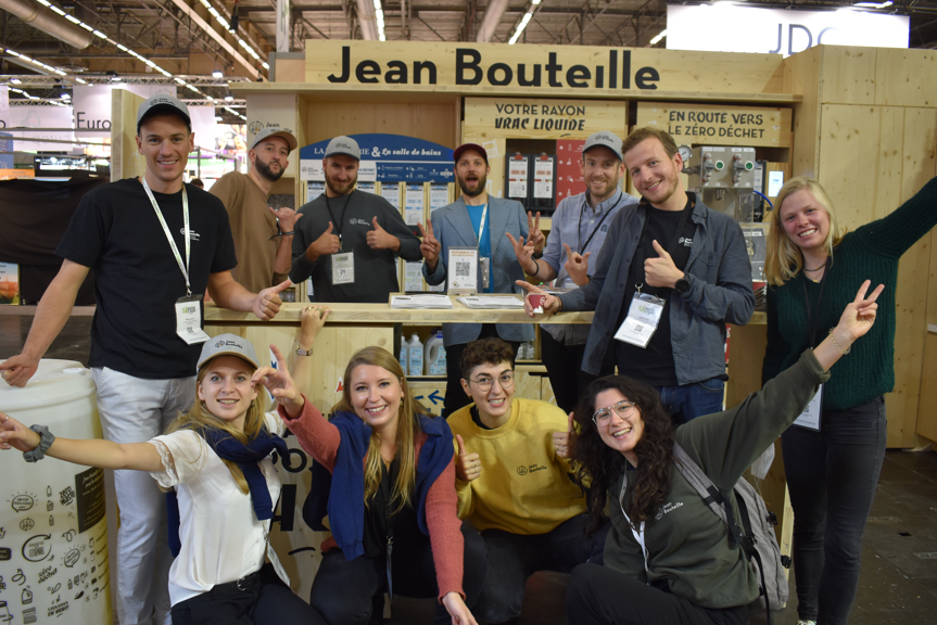 L'équipe Jean Bouteille réunie sur le stand Natexpo 2021